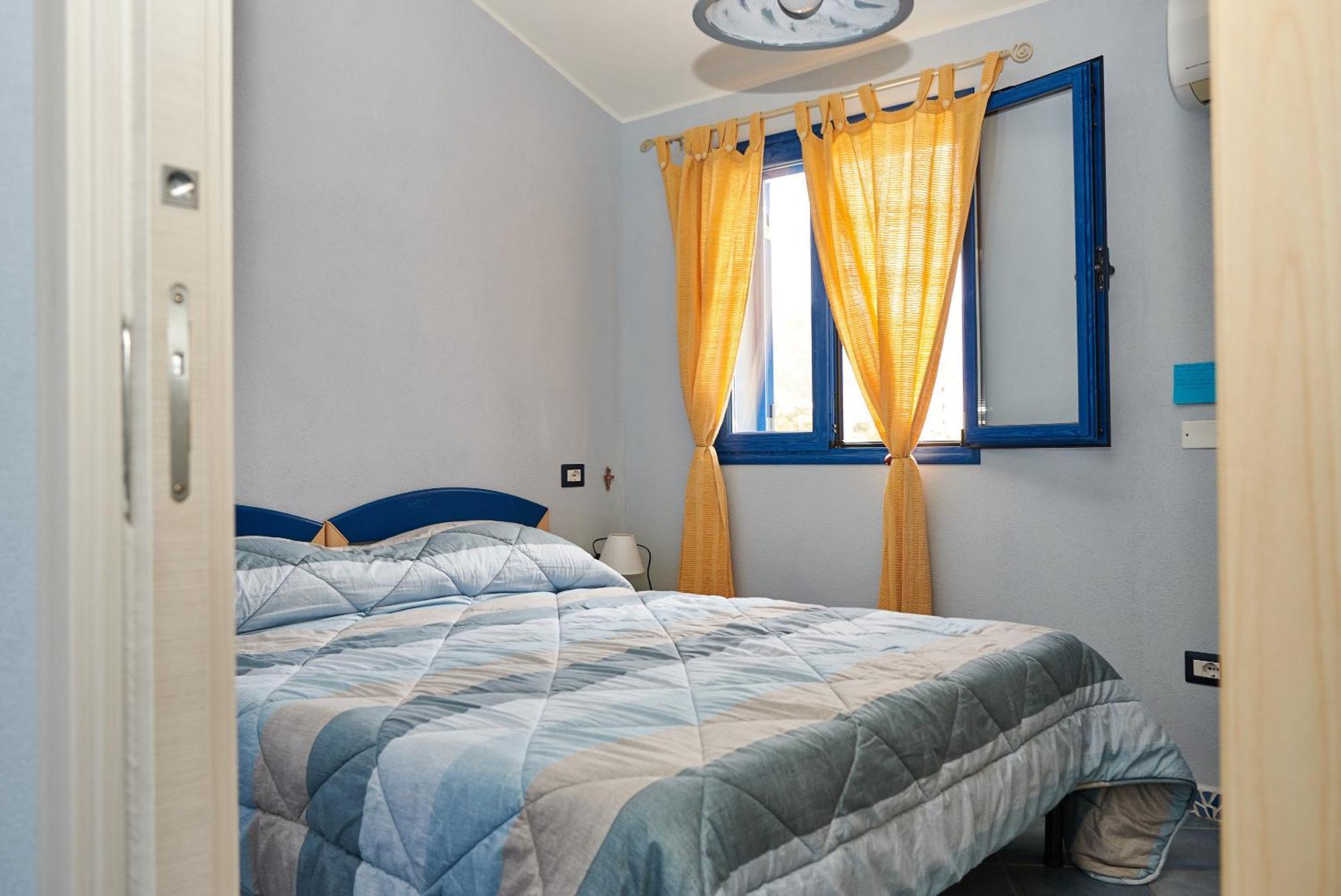 Casa Azzurra Apartment Кала Гононе Екстериор снимка